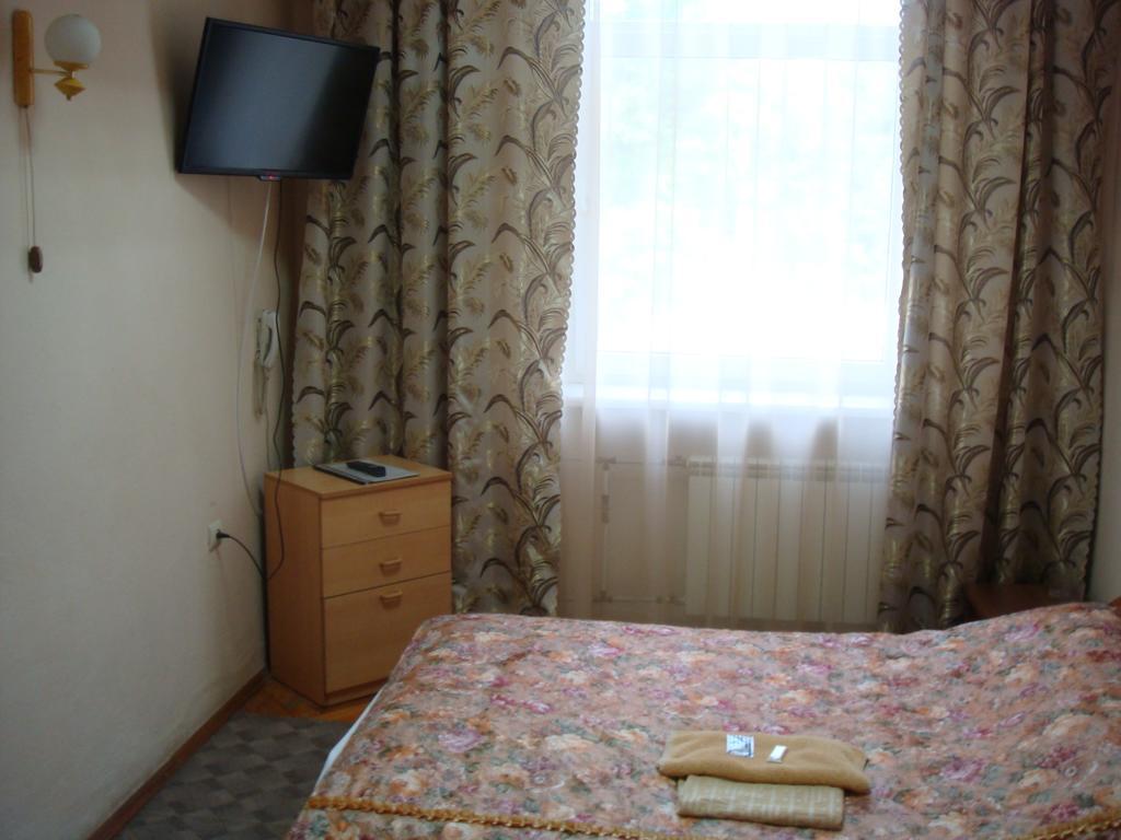 Filvarki-Centre Kamjanyi Potoki Szoba fotó