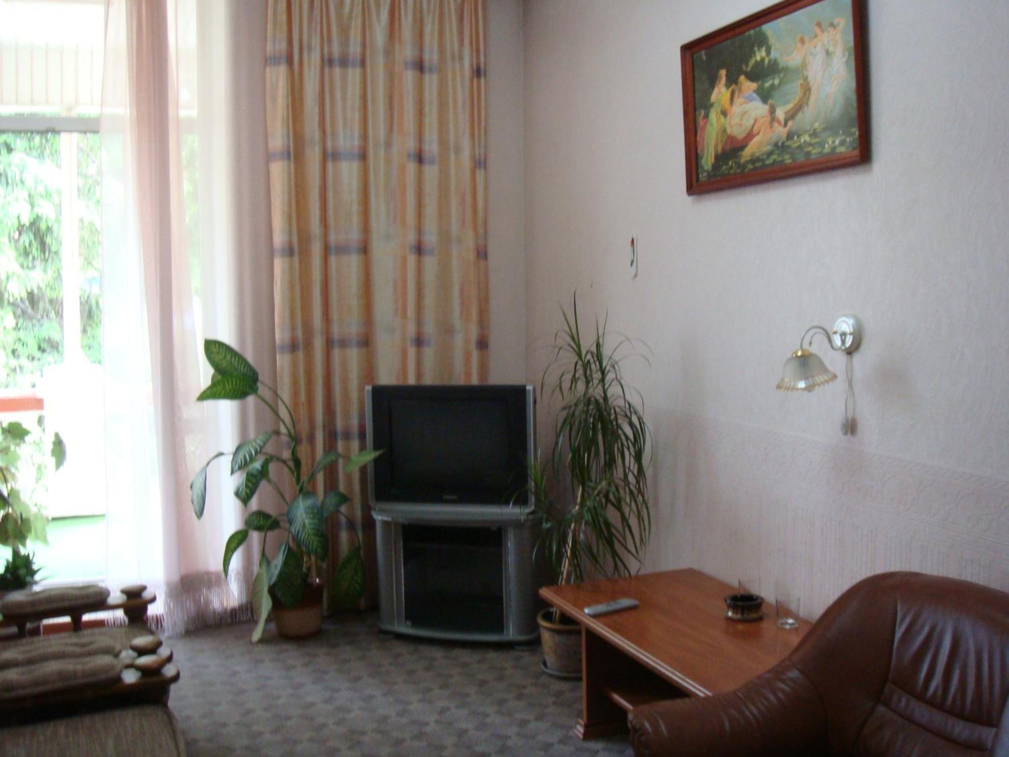 Filvarki-Centre Kamjanyi Potoki Kültér fotó